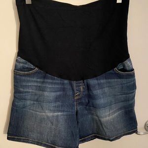 Maternity denim shorts